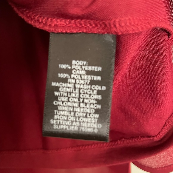 Liz Claiborne Career NWOT long sleeve vneck top blouse size Large- deep maroon - Picture 7 of 8